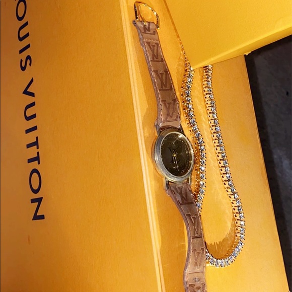 Vintage Louis V Watch ‼️ - Picture 2 of 3